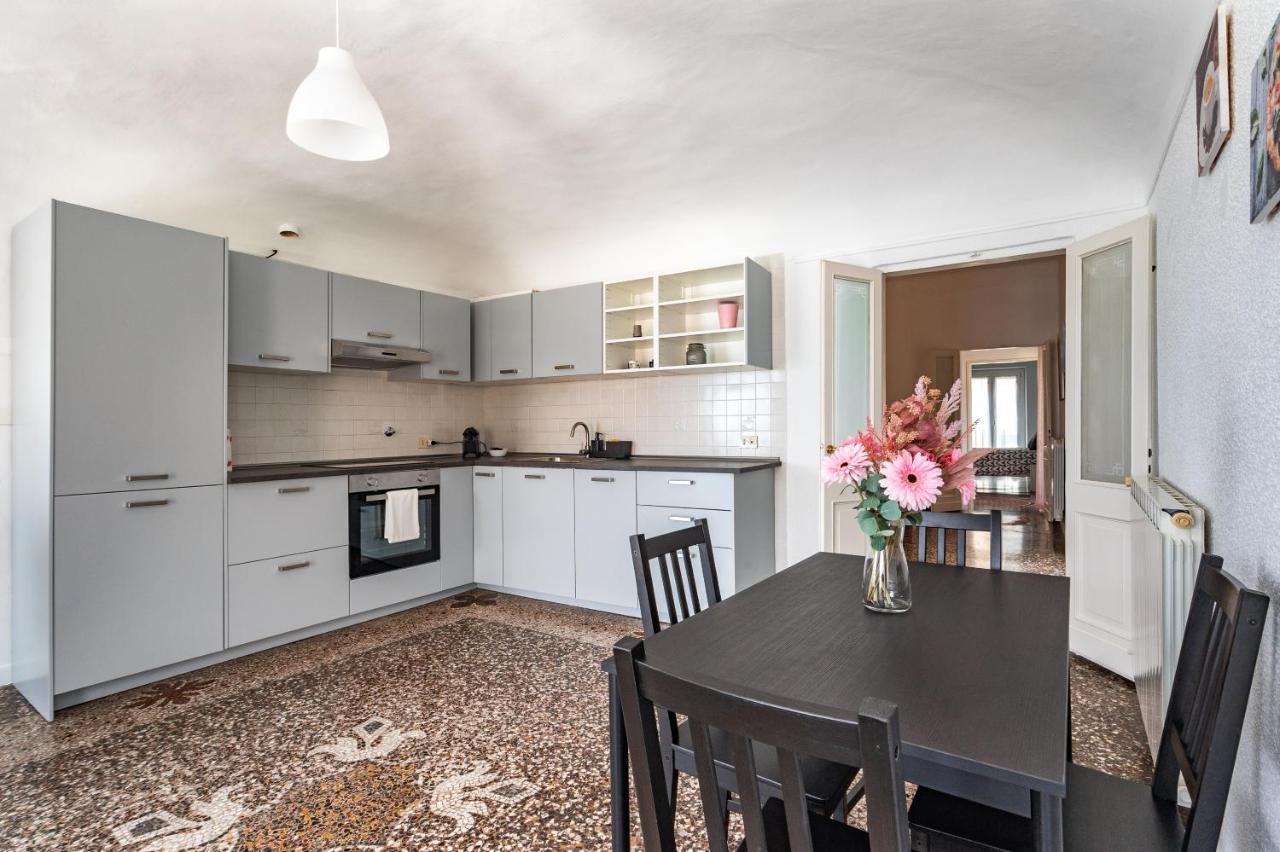 Seaside Apartment Genova Экстерьер фото